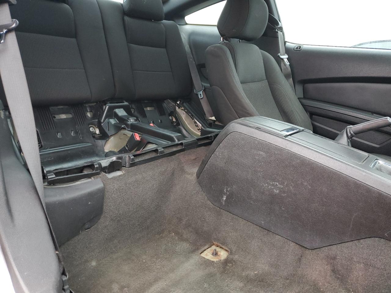 2012 Ford Mustang - Image 10