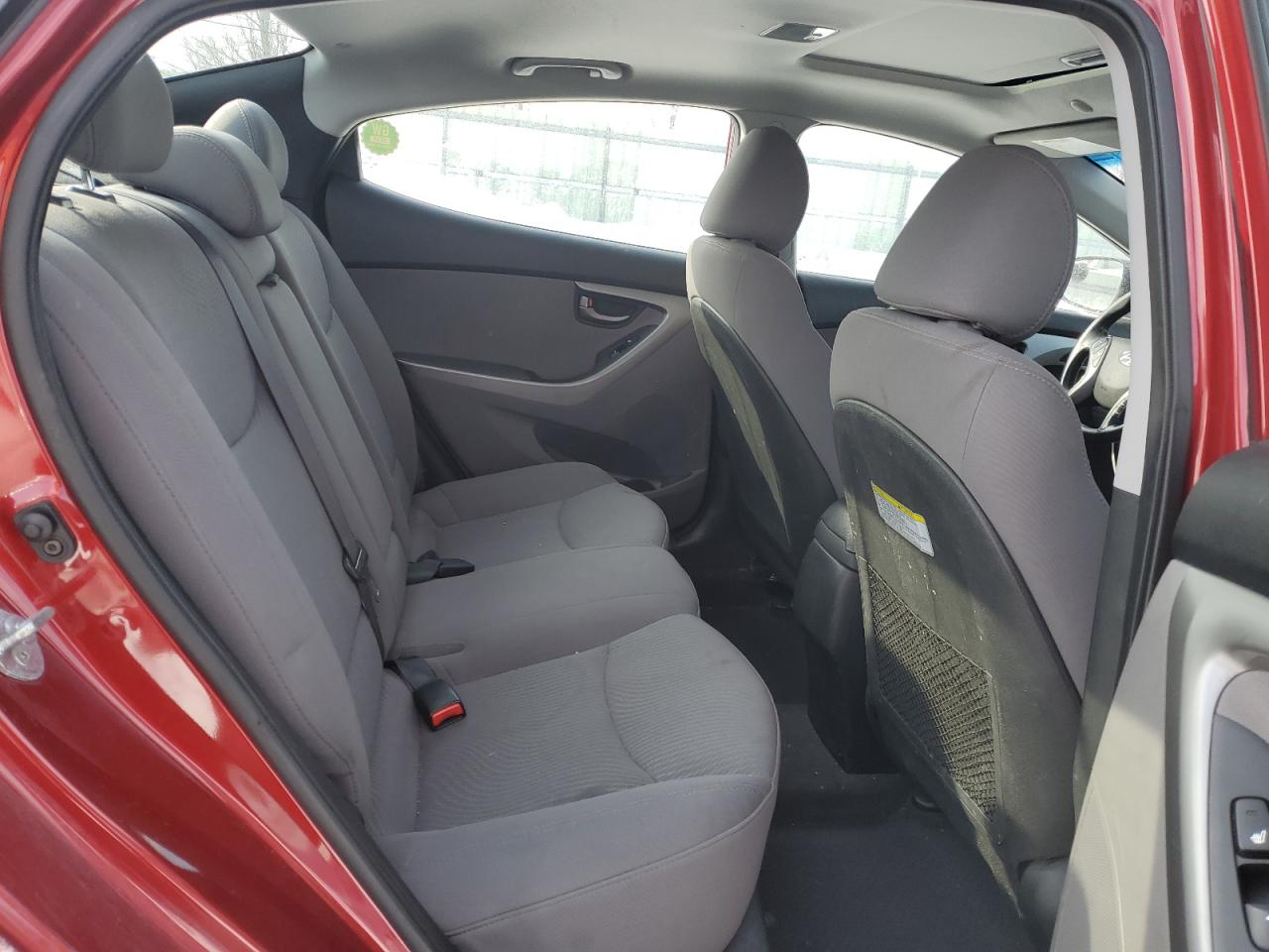 2014 Hyundai Elantra - Image 10