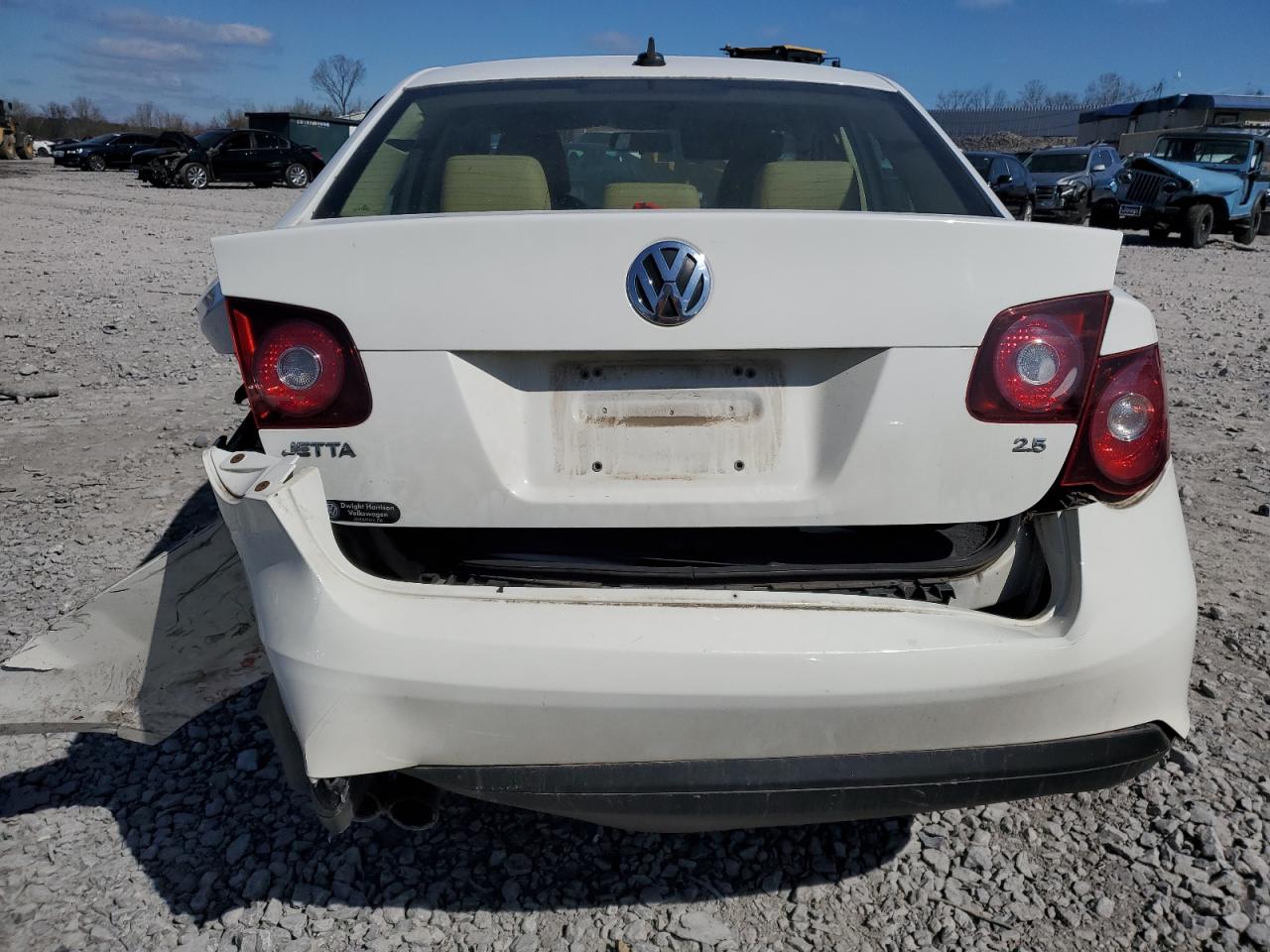 2009 Volkswagen Jetta - Image 6