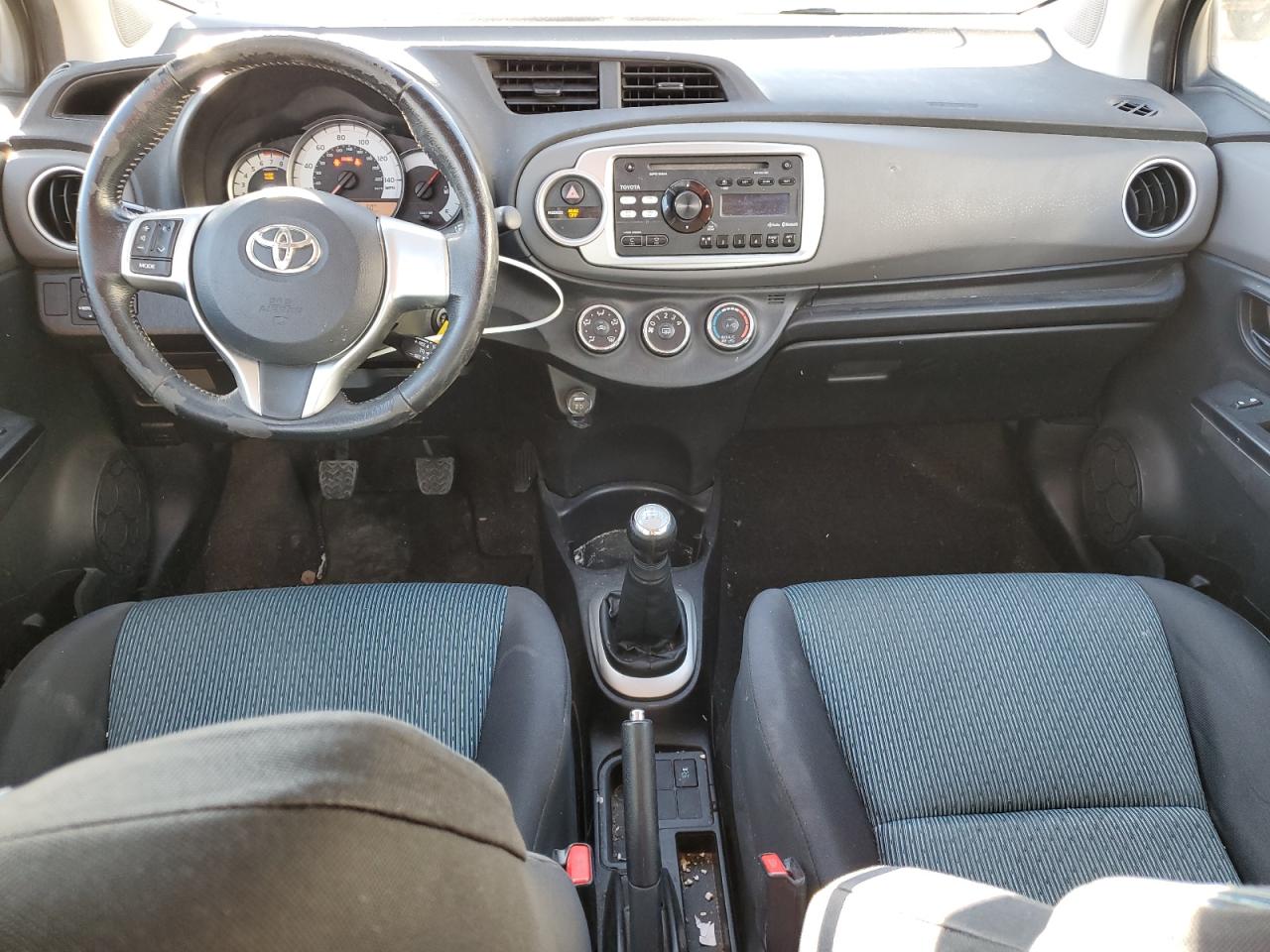 2014 Toyota Yaris - Image 8