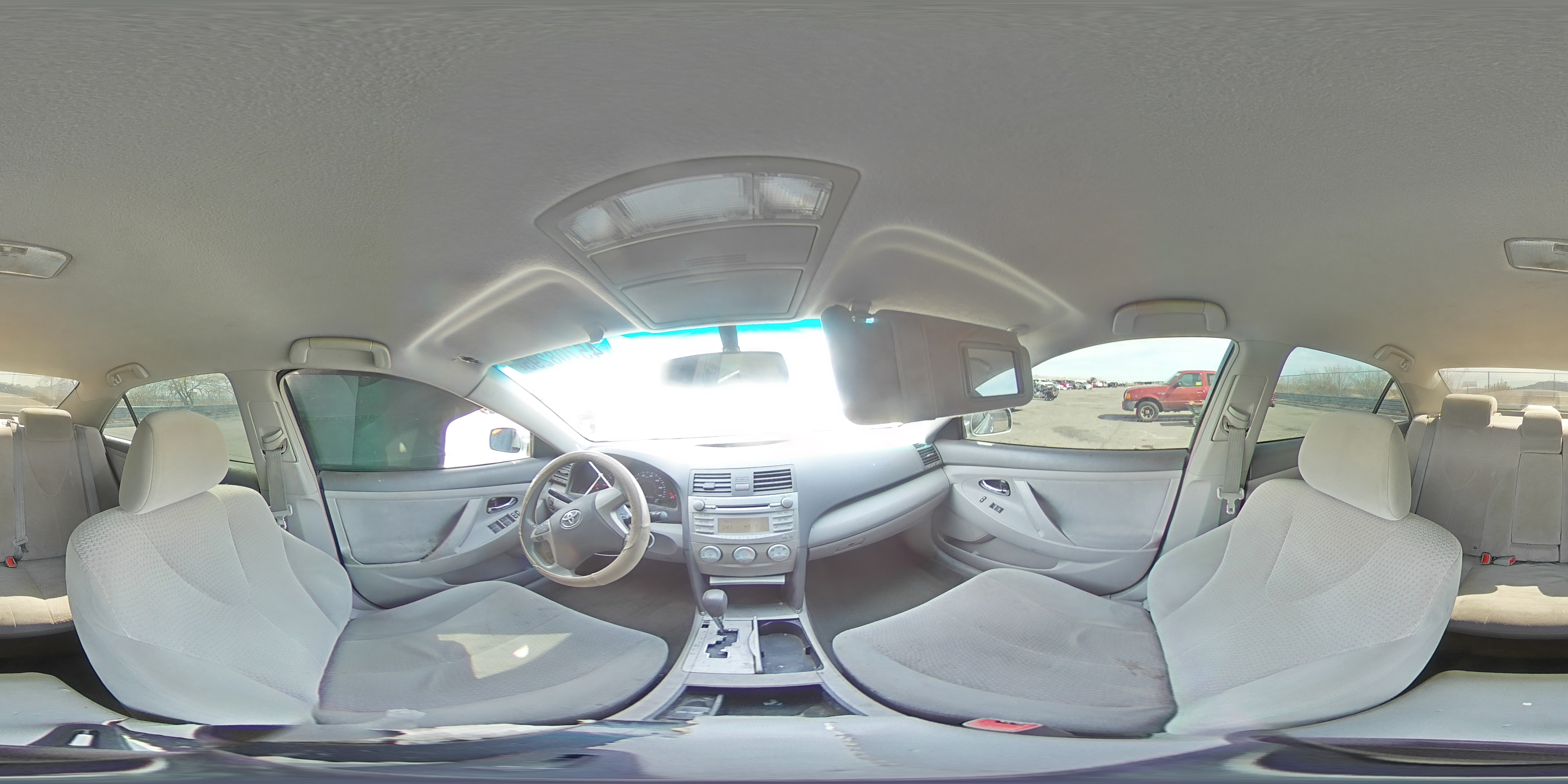 2011 Toyota Camry - Image 12