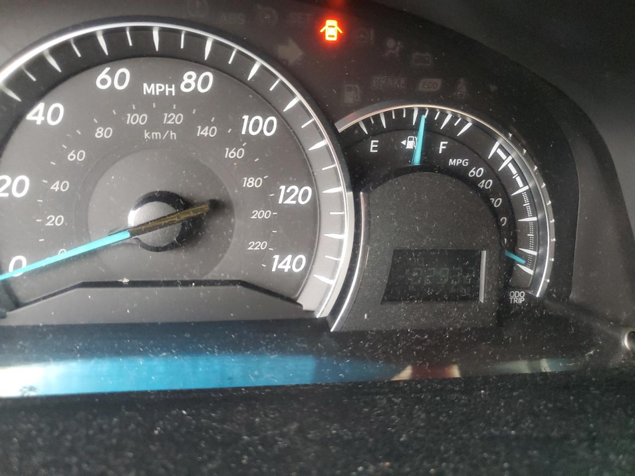 2014 Toyota Camry - Image 9