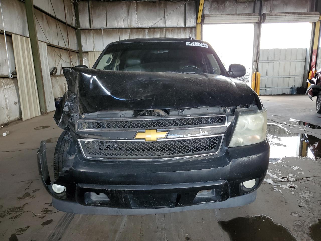 2013 Chevrolet Suburban - Image 5