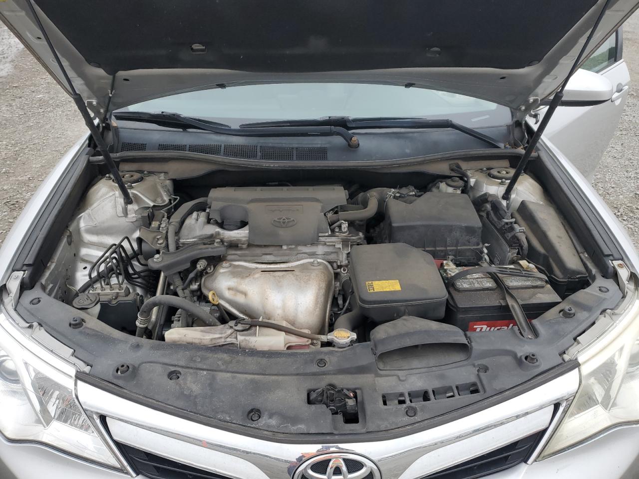 2013 Toyota Camry - Image 13