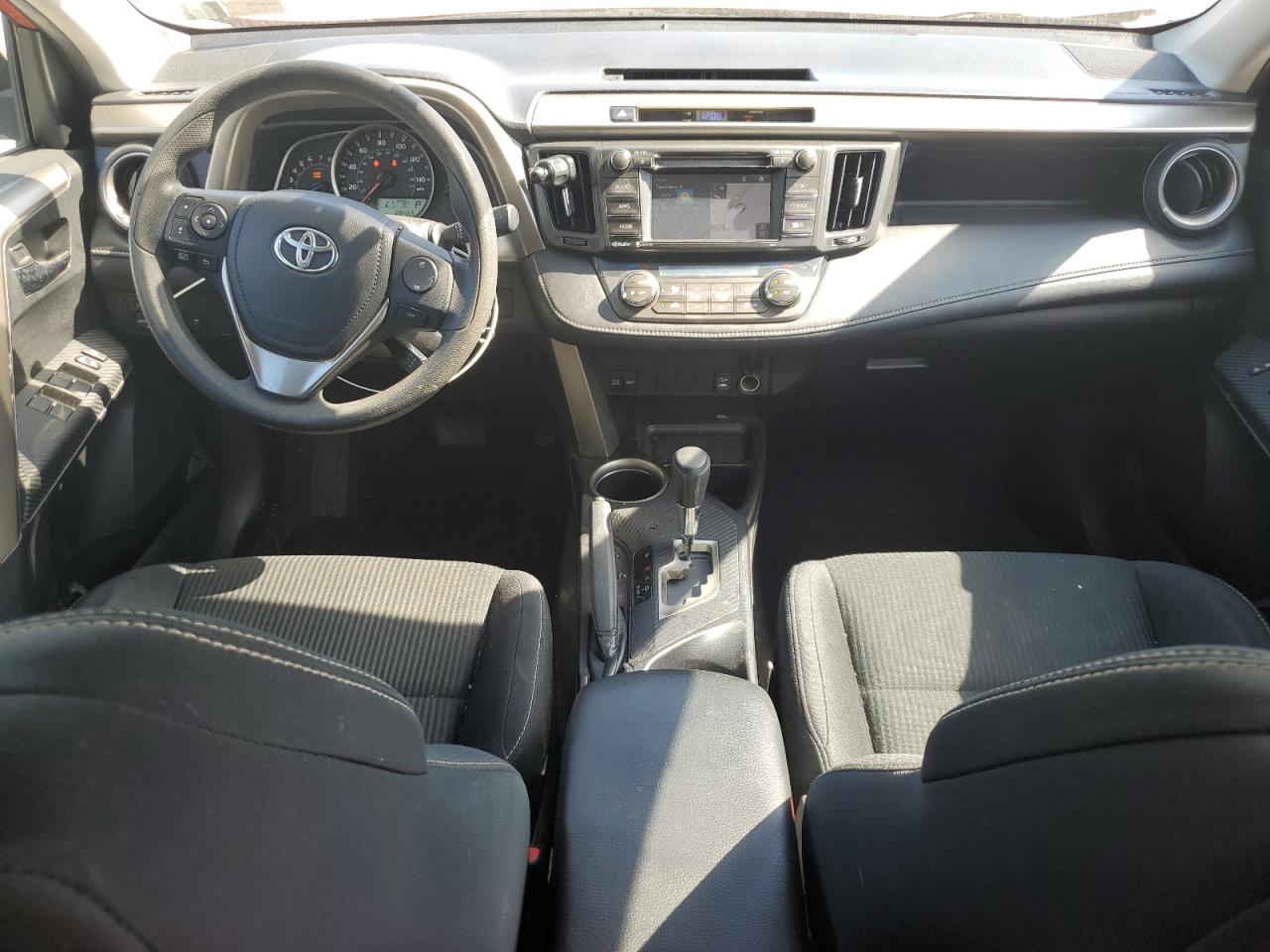 2015 Toyota RAV 4 - Image 8
