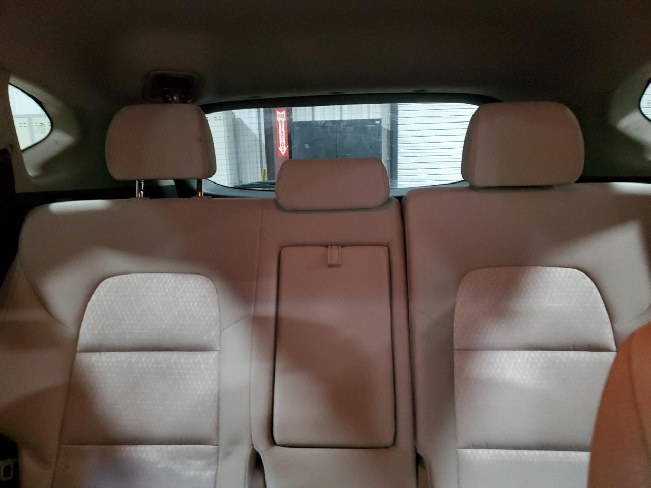 2017 Hyundai Tucson - Image 10