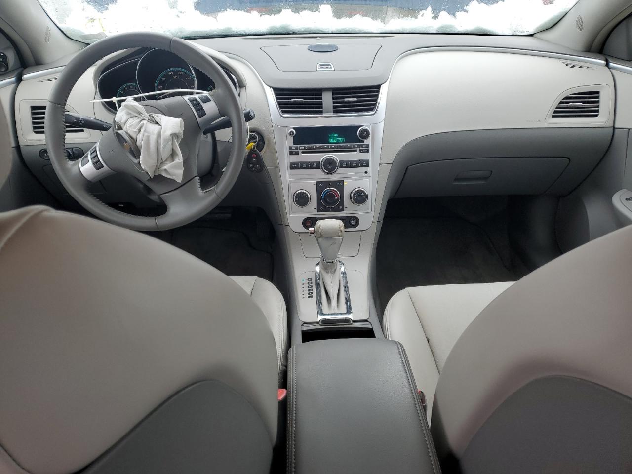 2008 Chevrolet Malibu - Image 8