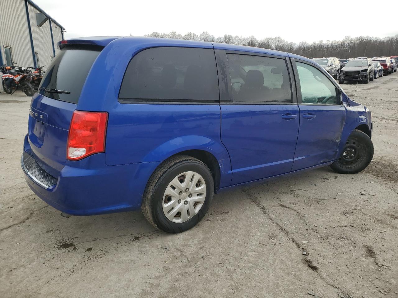 2018 Dodge Caravan - Image 3
