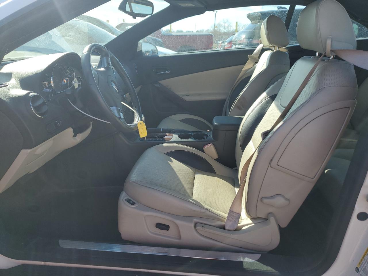 2009 Pontiac G6 - Image 7