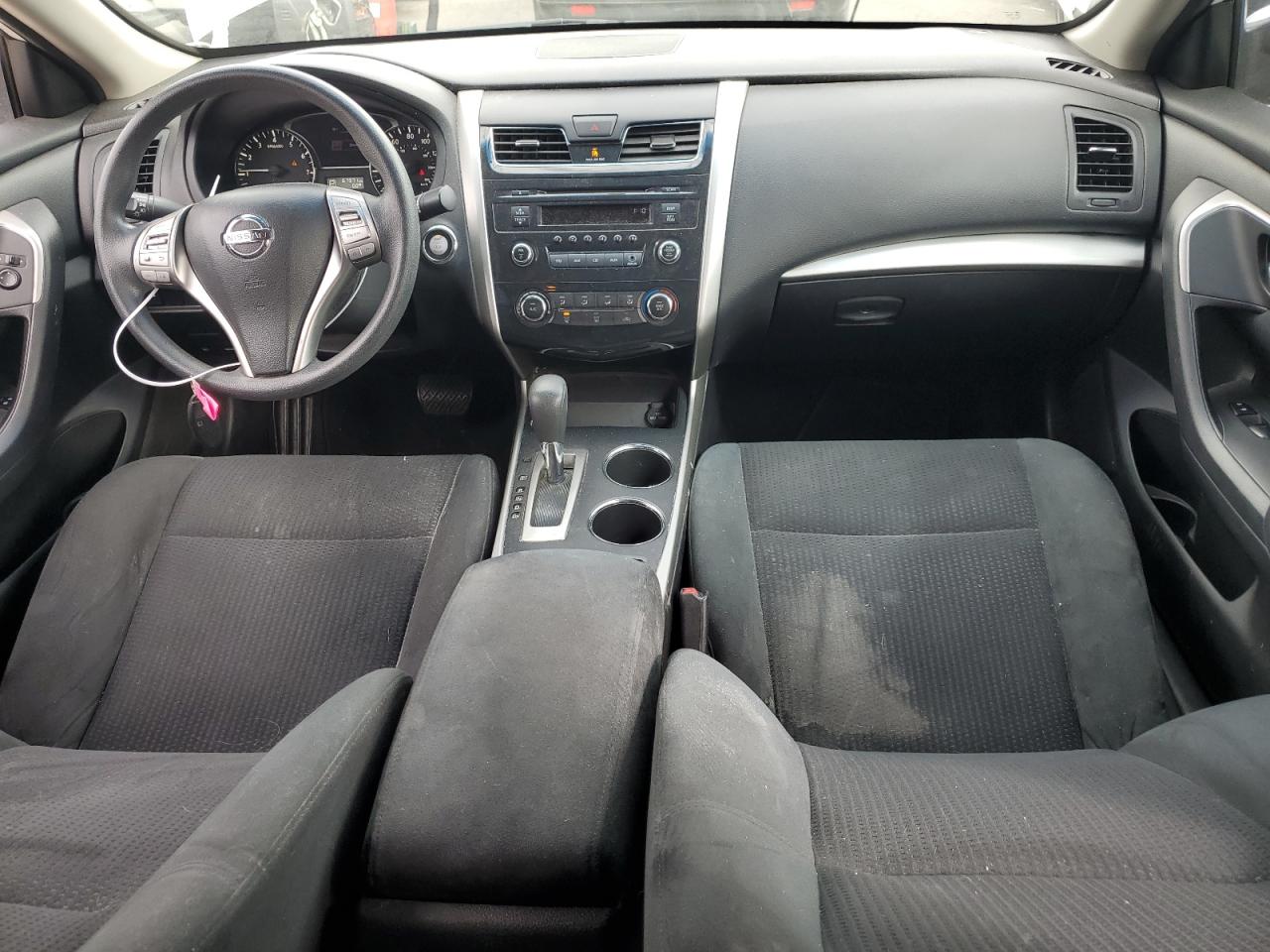 2015 Nissan Altima - Image 8