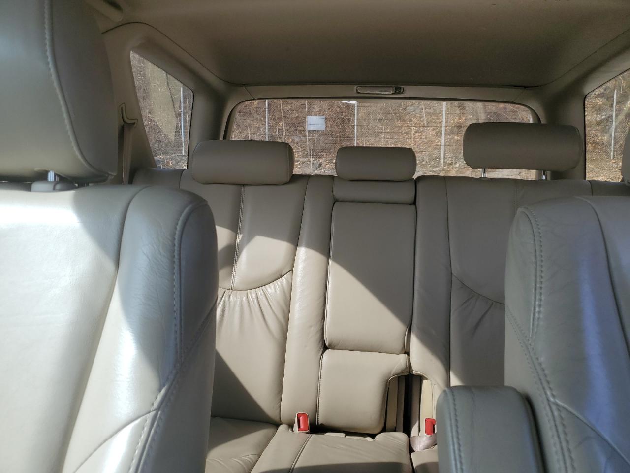 2000 Lexus RX - Image 10