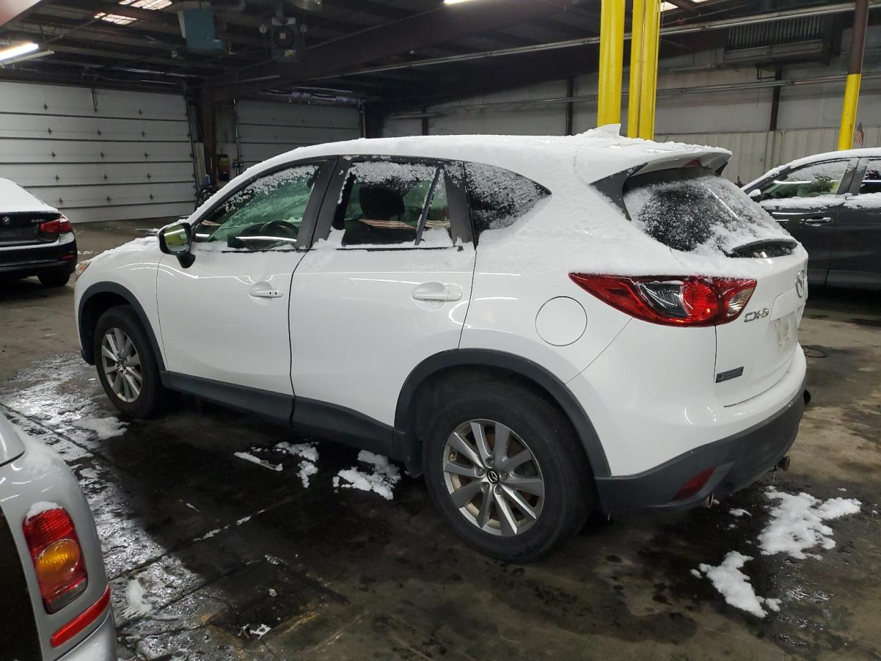 2016 Mazda CX-5 - Image 2