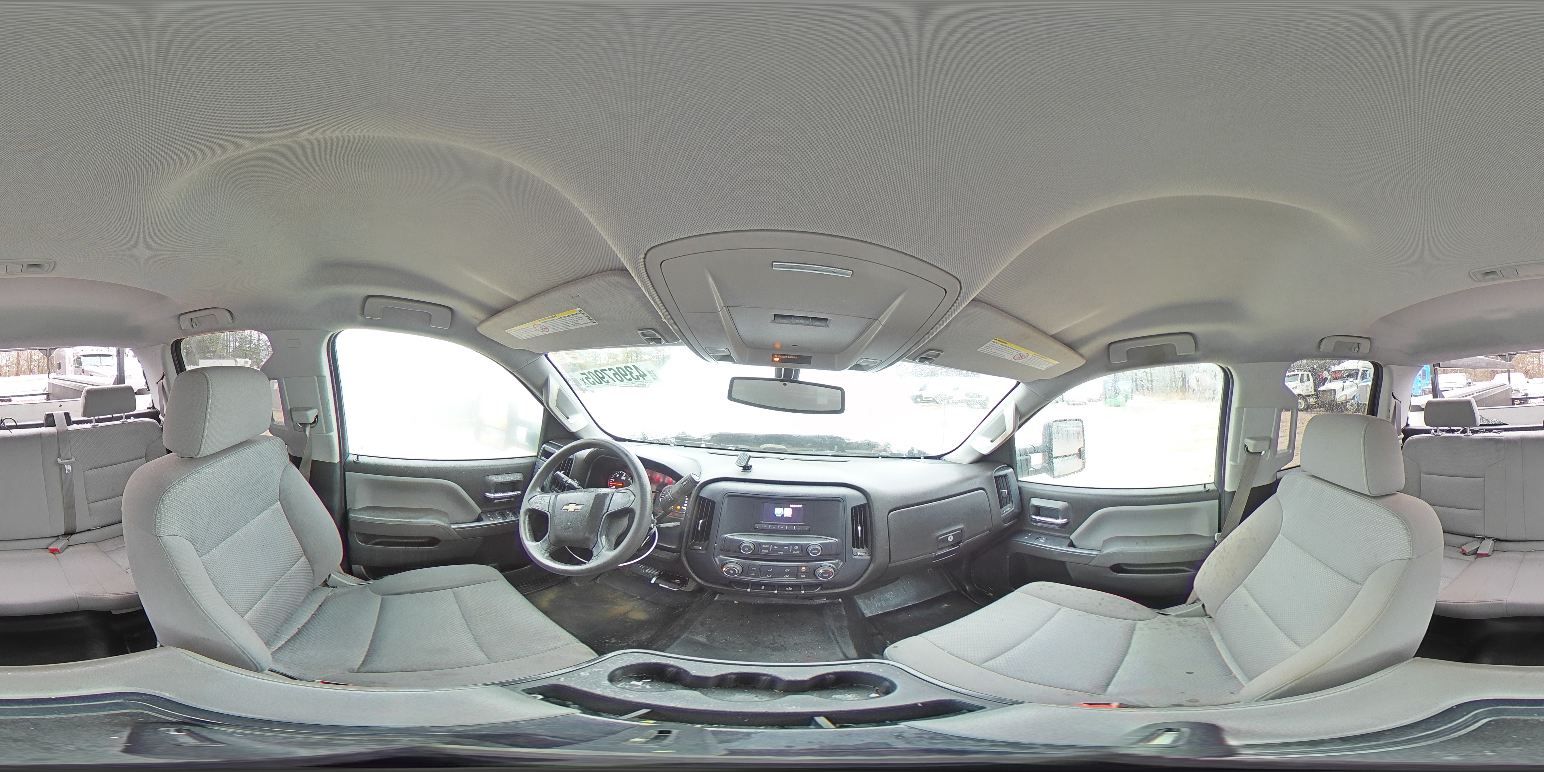 2016 Chevrolet Silverado - Image 13