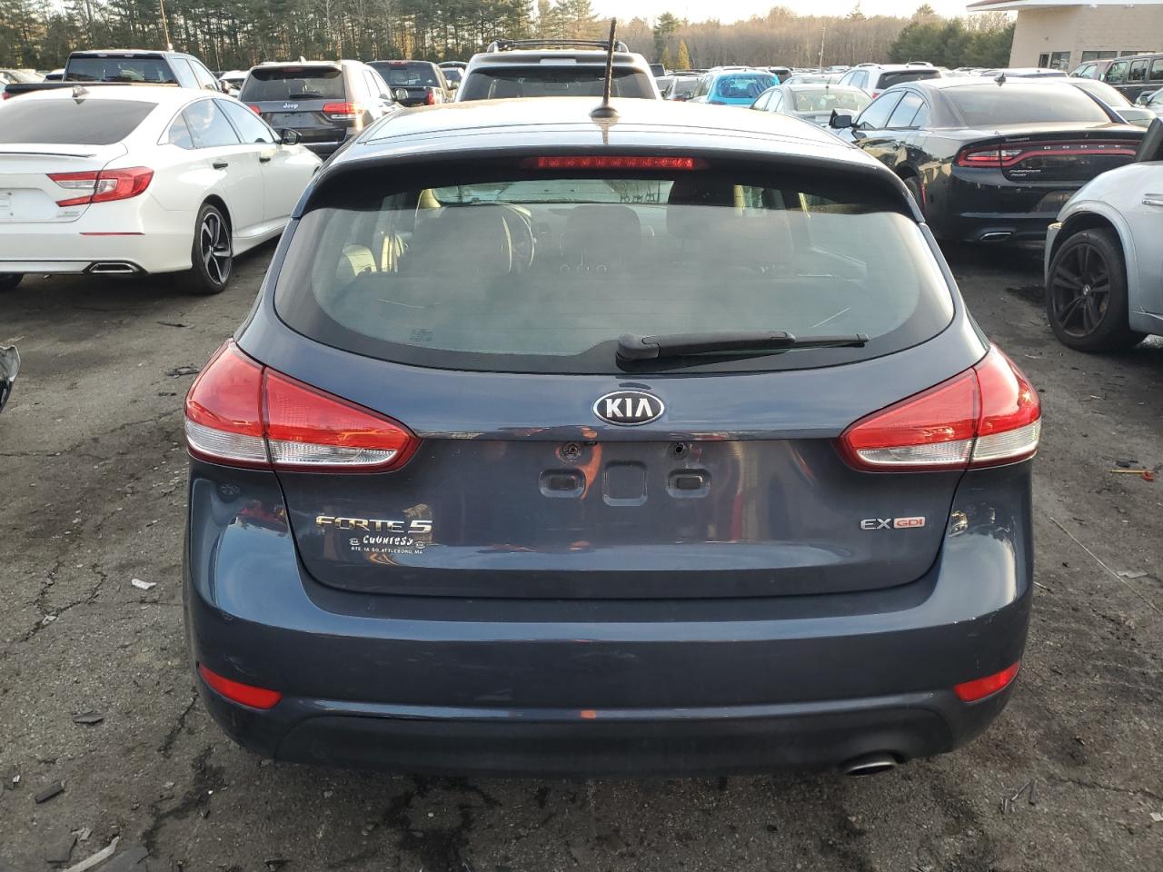 2016 Kia Forte - Image 6