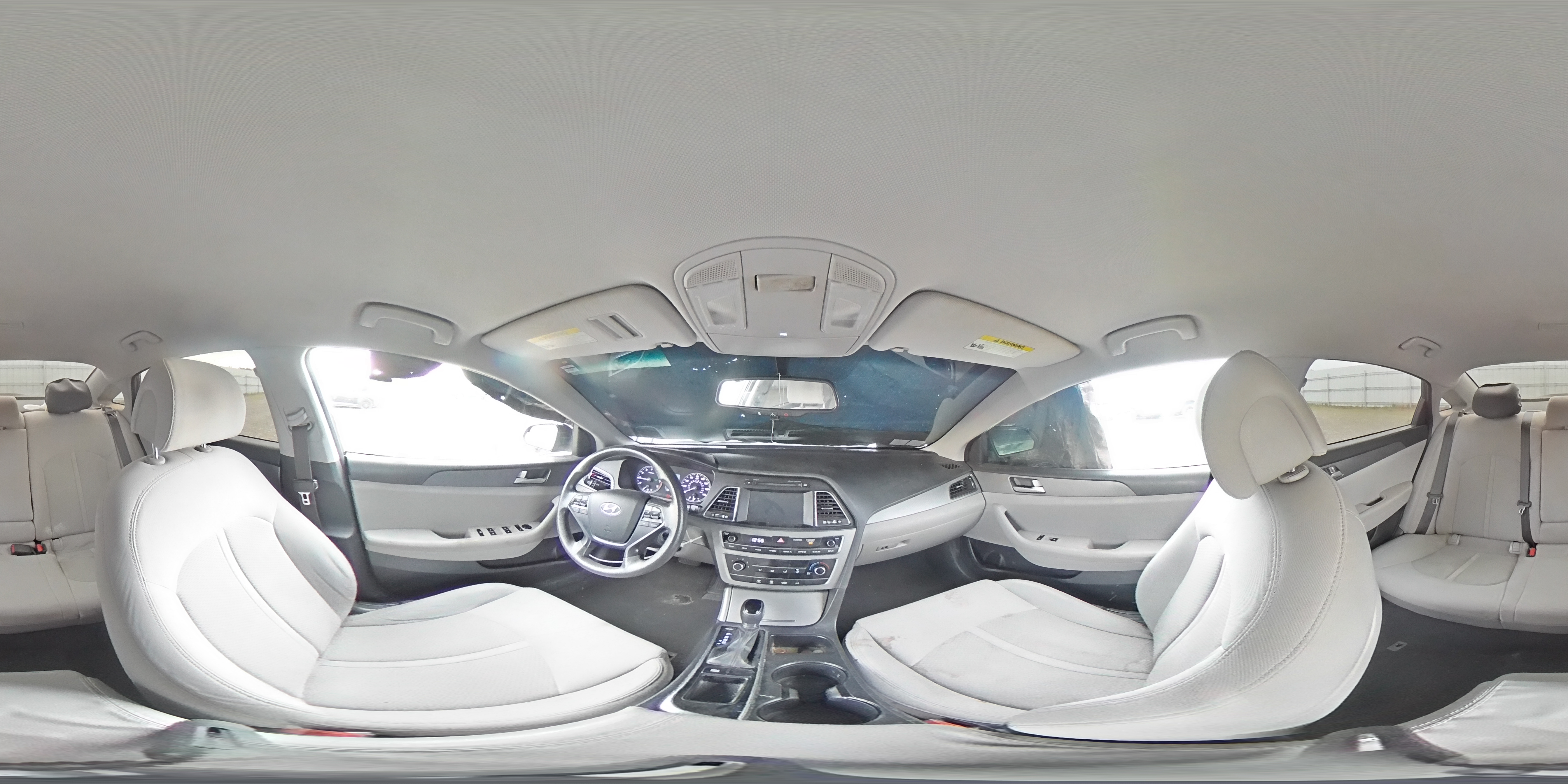 2016 Hyundai Sonata - Image 13