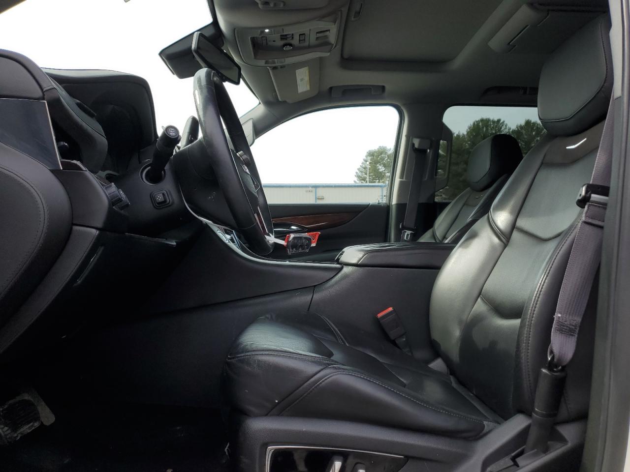 2015 Cadillac Escalade - Image 7