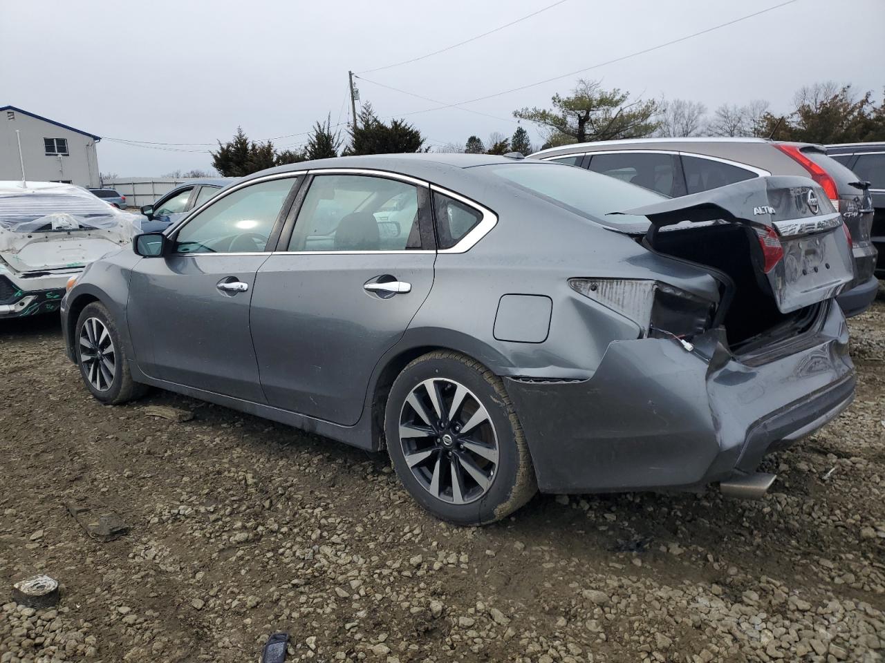 2018 Nissan Altima - Image 2