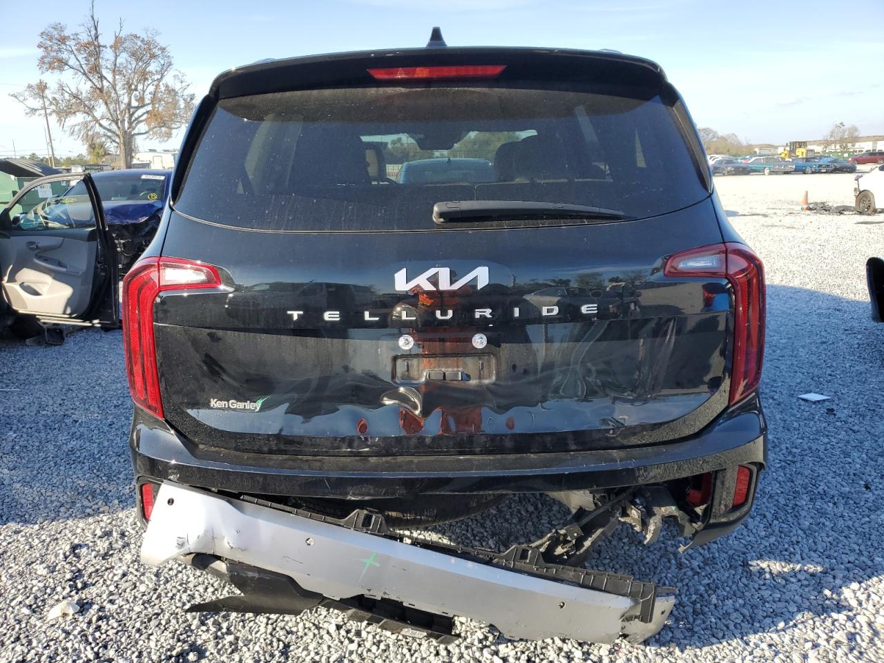 2023 Kia Telluride - Image 6