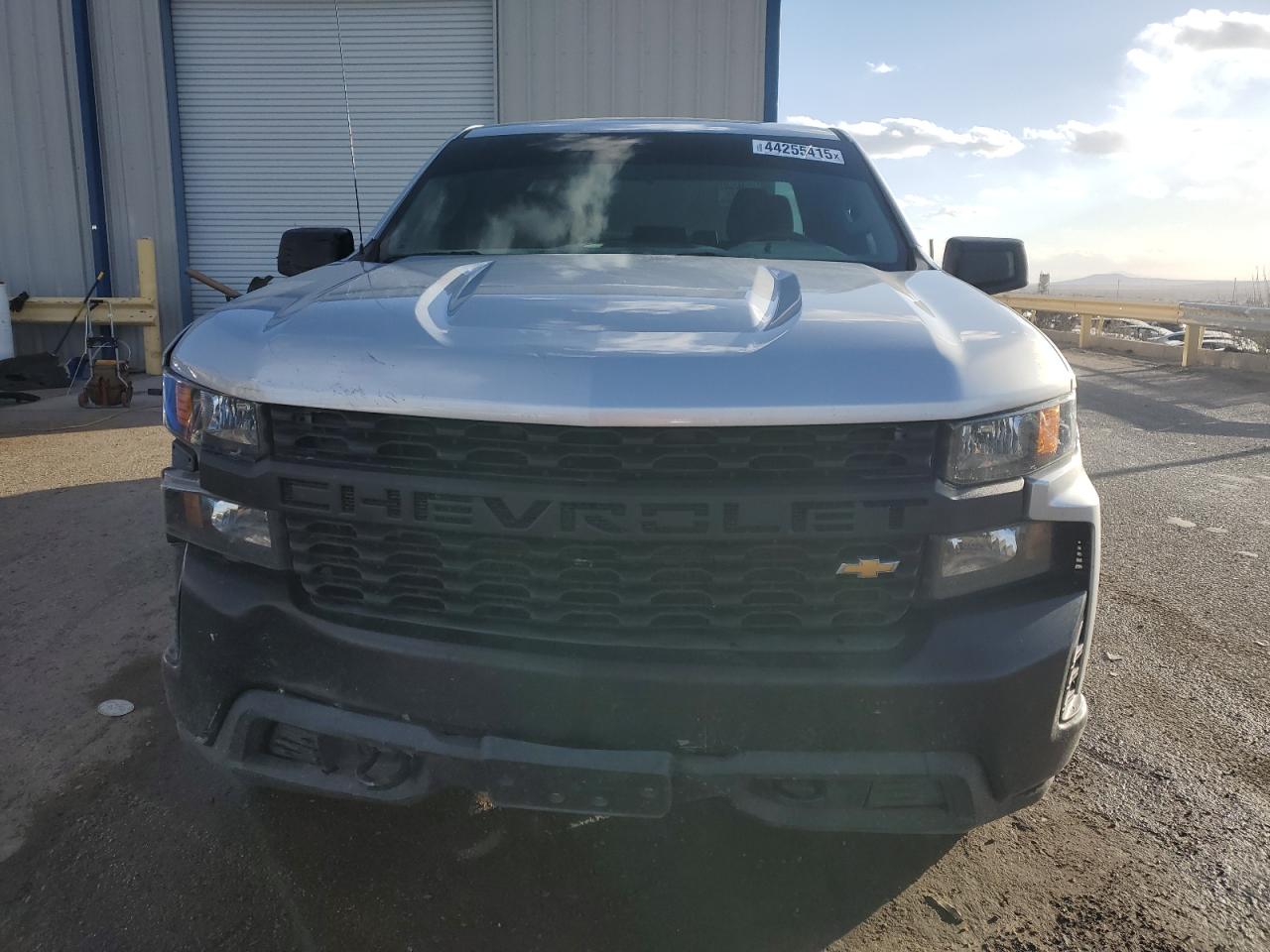 2019 Chevrolet Silverado - Image 5