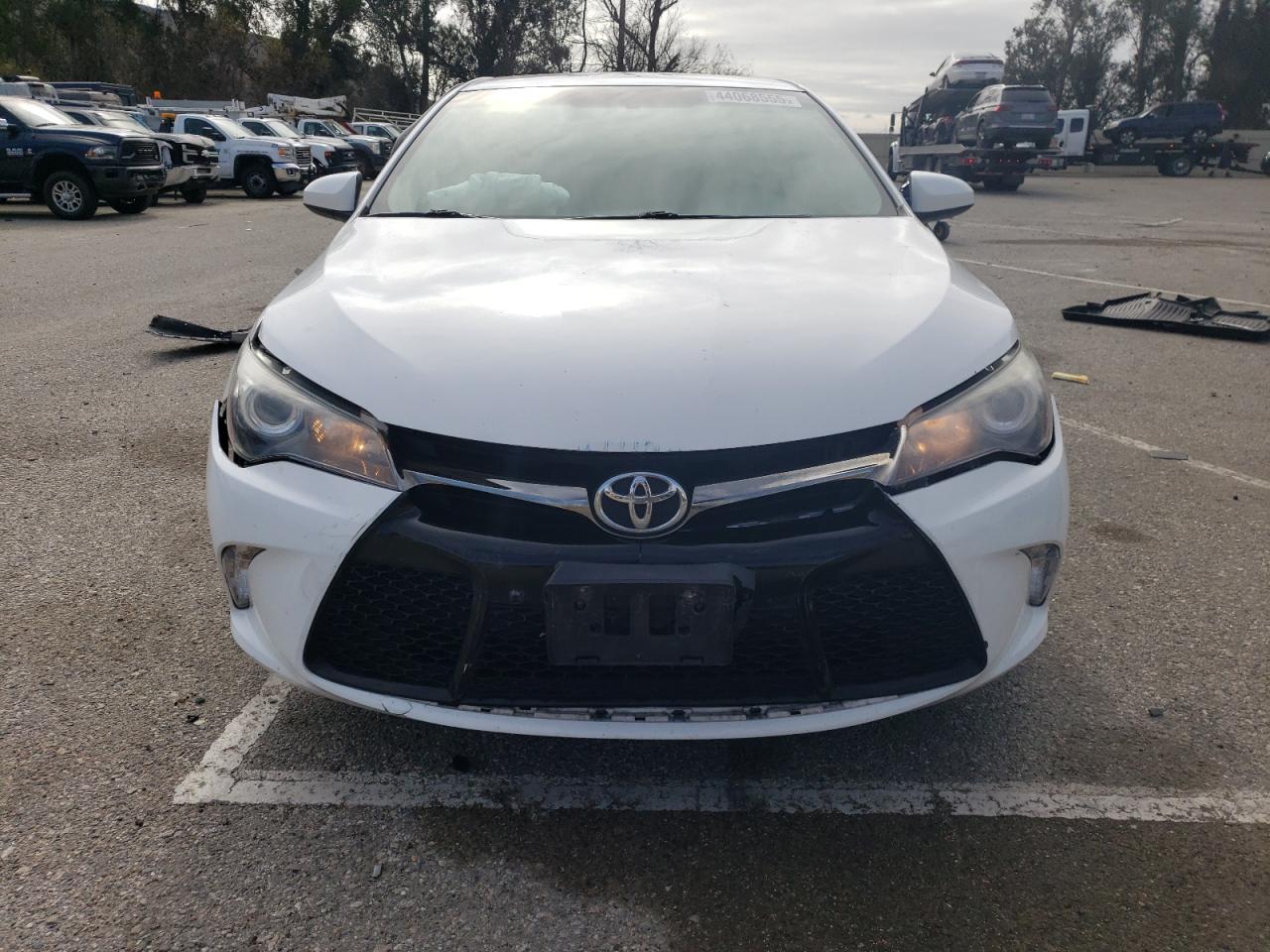 2017 Toyota Camry - Image 5