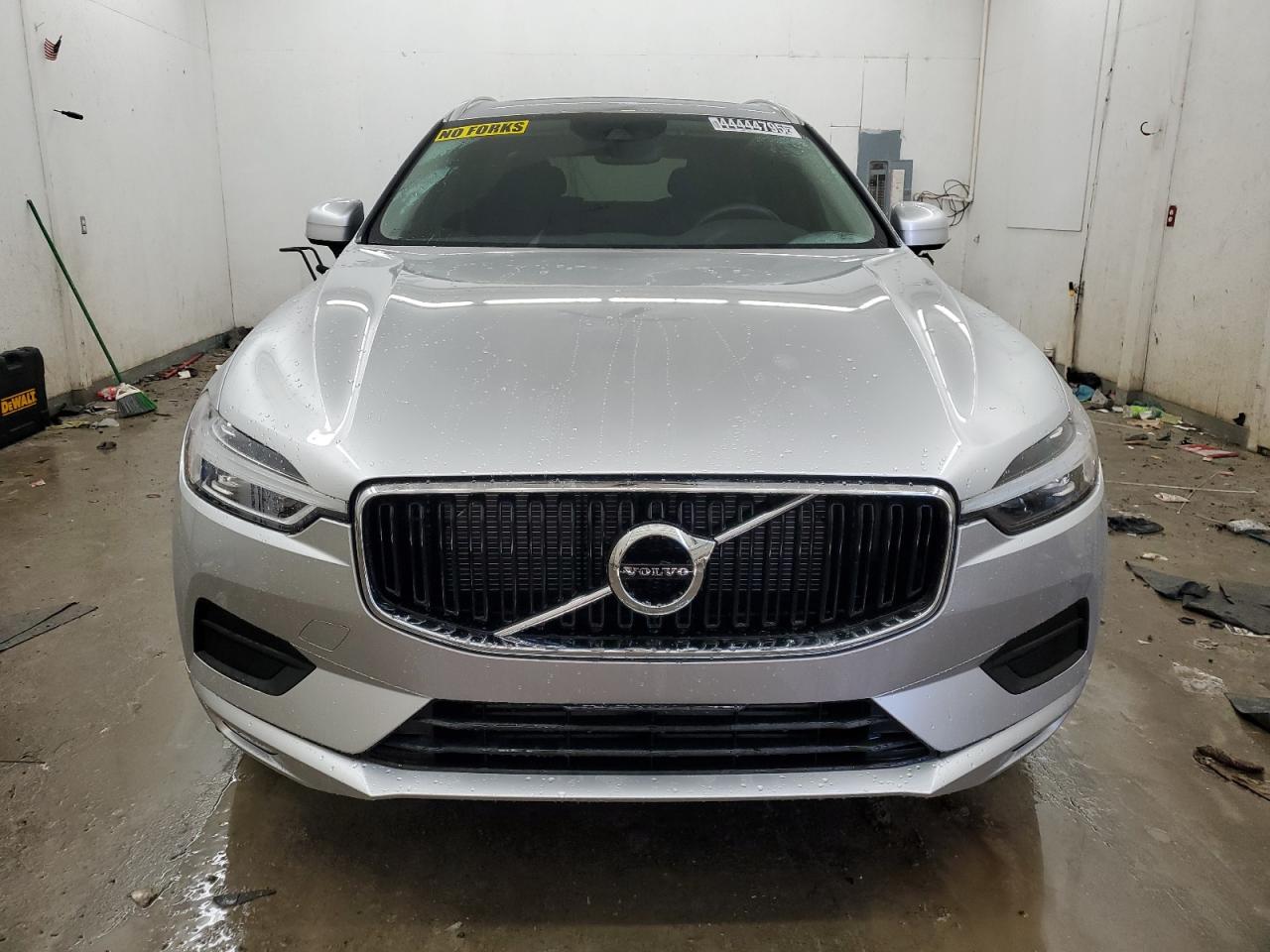 2021 Volvo XC60 - Image 5