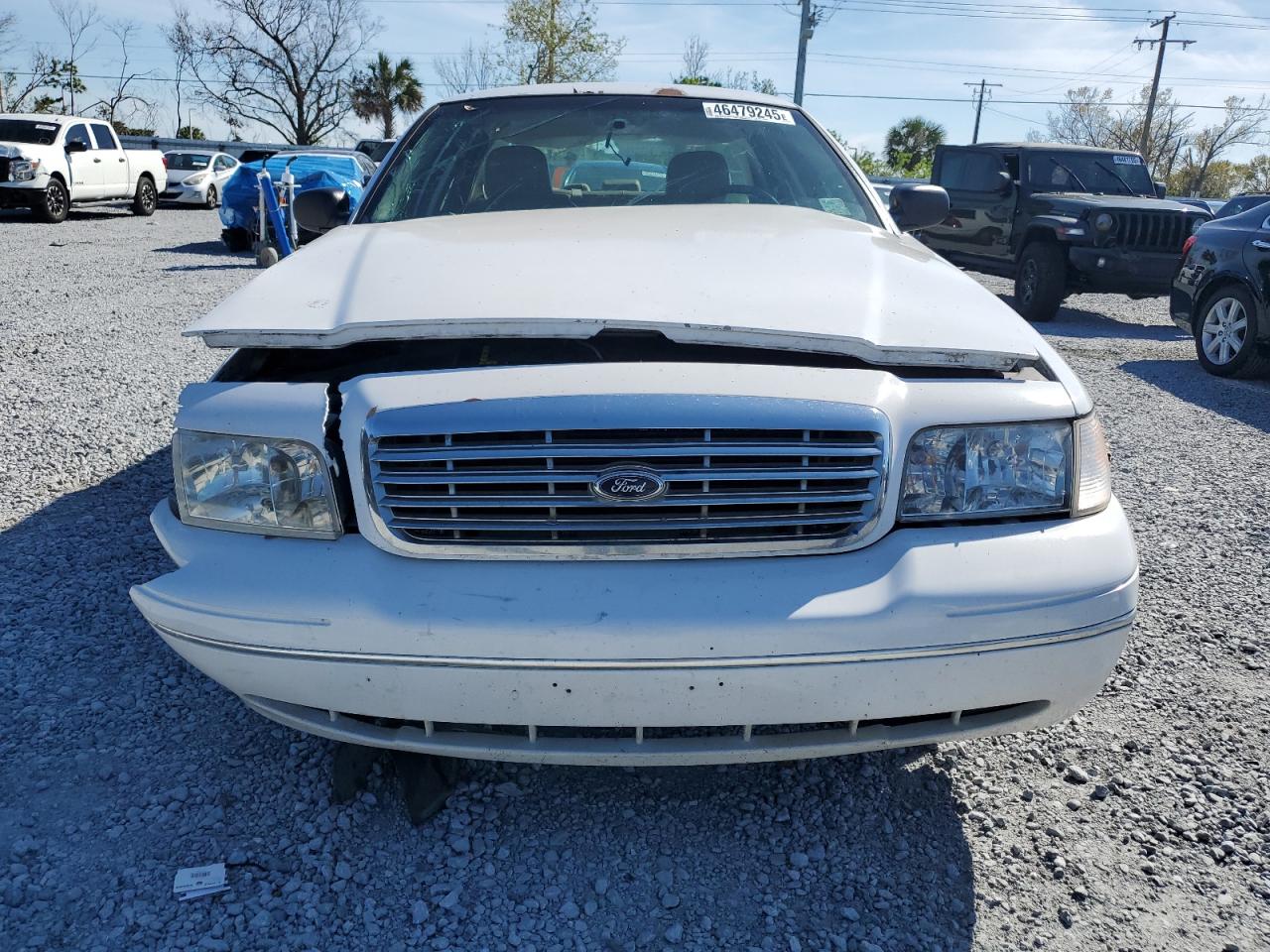 2004 Ford Crown Victoria - Image 5