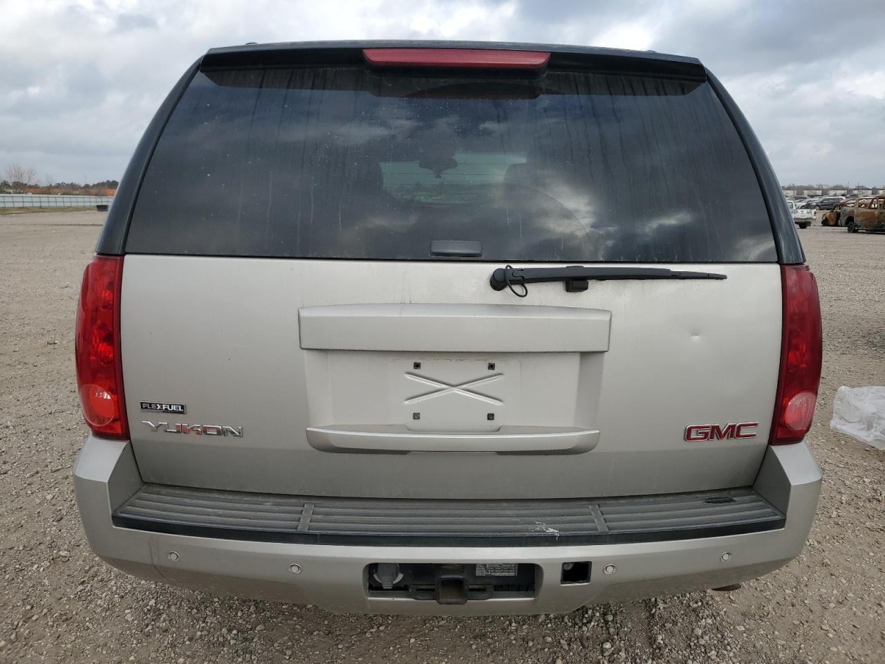 2007 GMC Yukon VIN: 1GKFC130X7R257518 Lot: 44441555