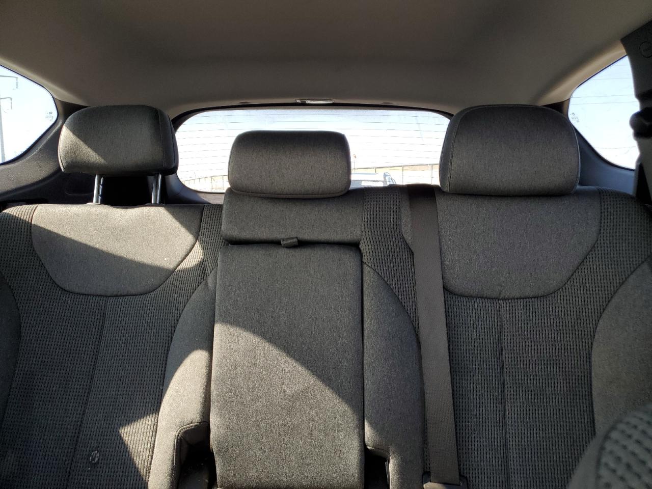 2019 Hyundai Santa Fe - Image 10