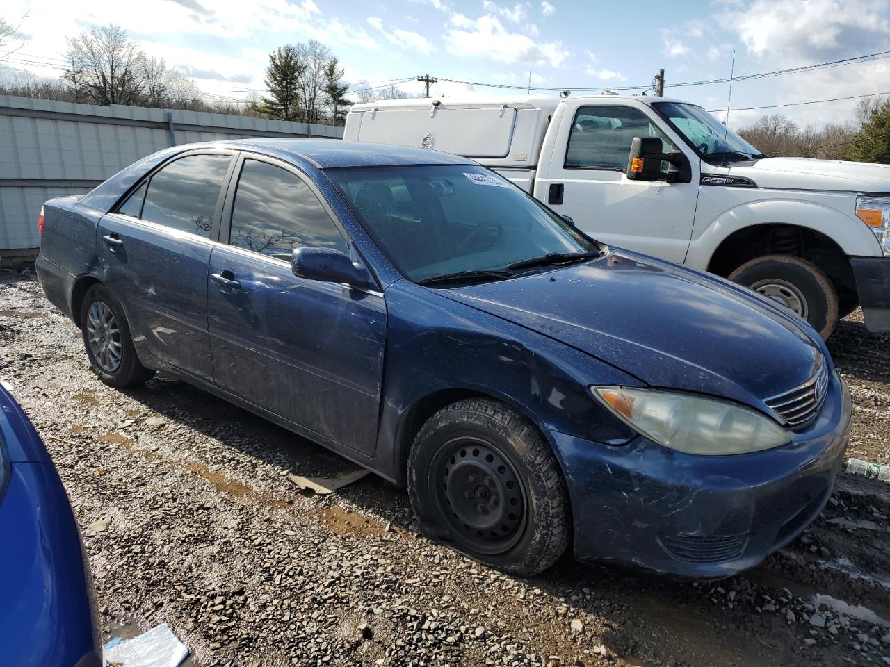2005 Toyota Camry - Image 4