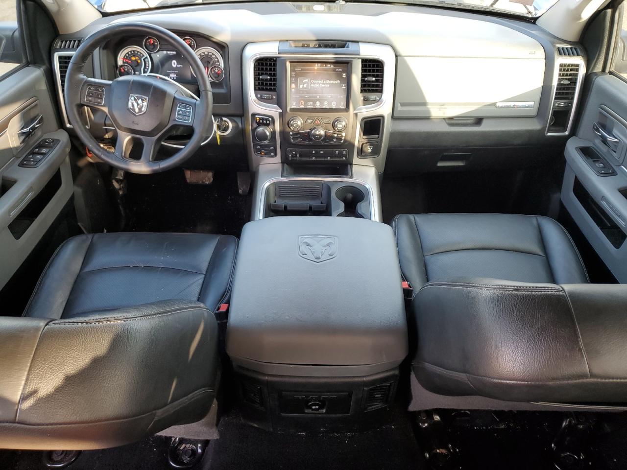 2016 RAM 1500 - Image 8