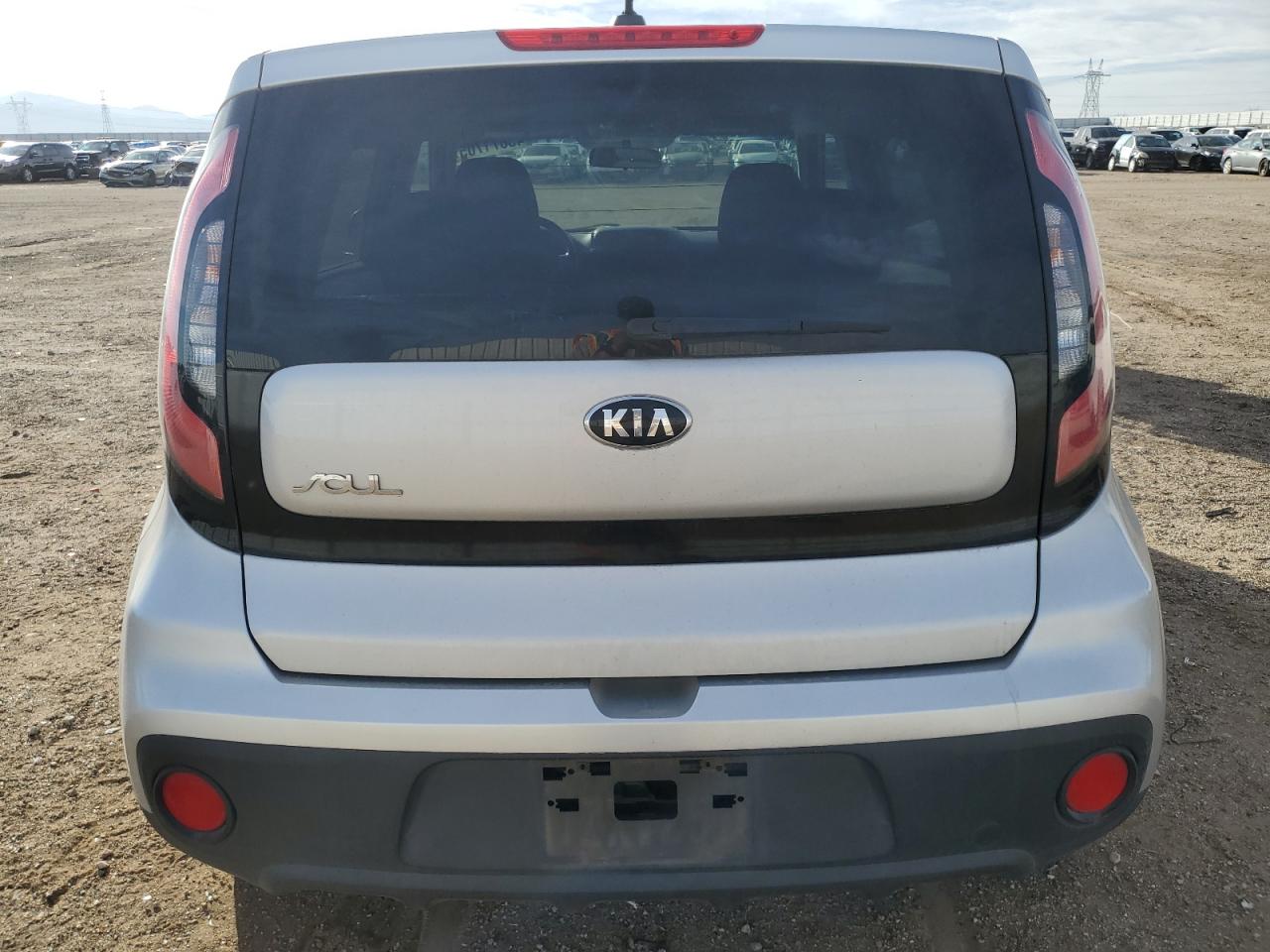 2017 Kia Soul - Image 6