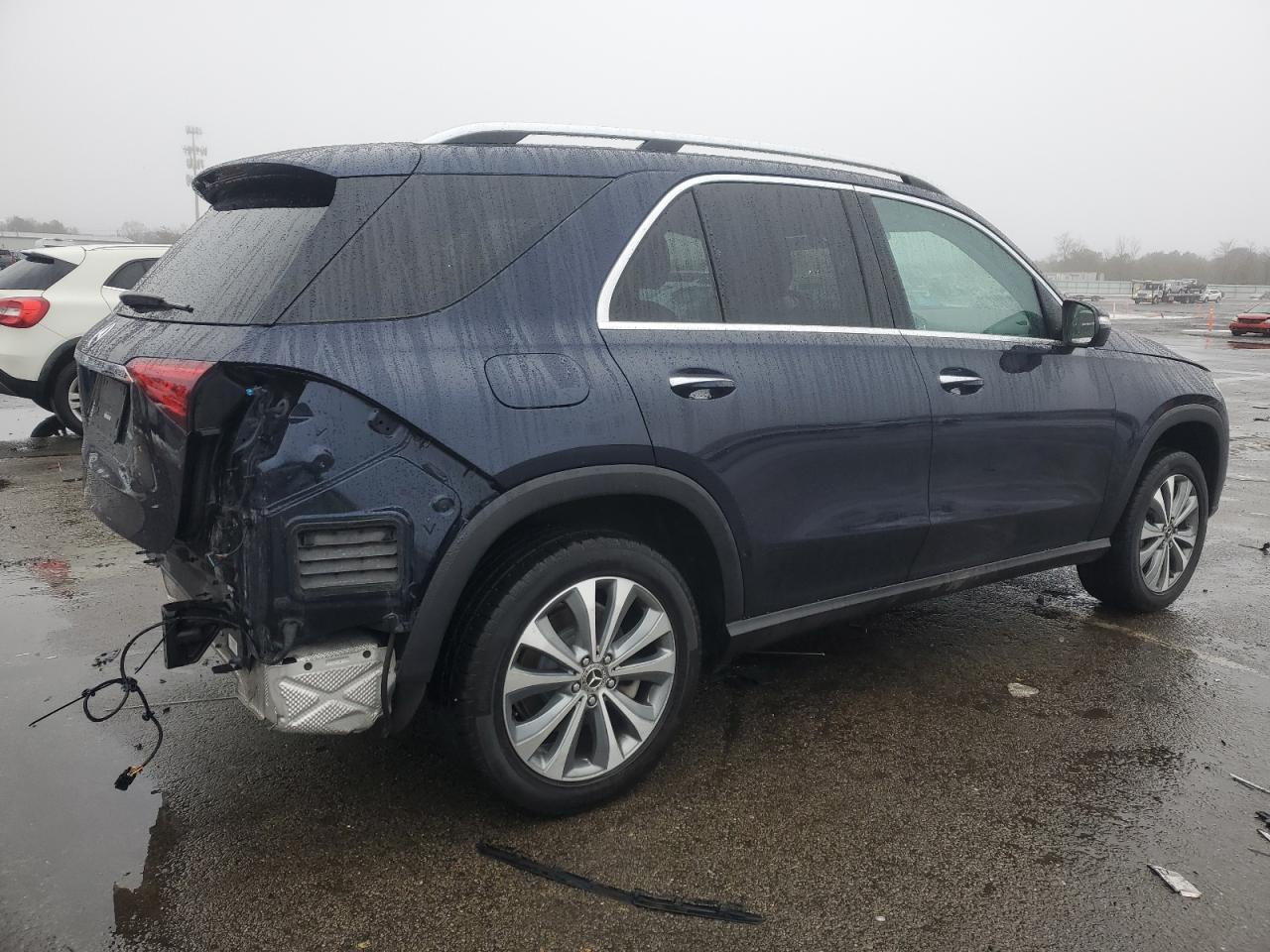 2020 Mercedes-Benz GLE - Image 3