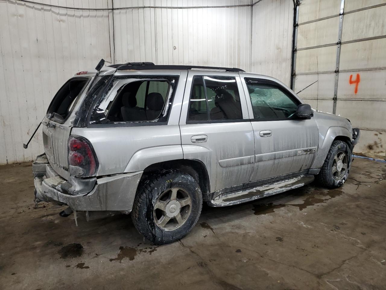 2004 Chevrolet TrailBlazer - Image 3