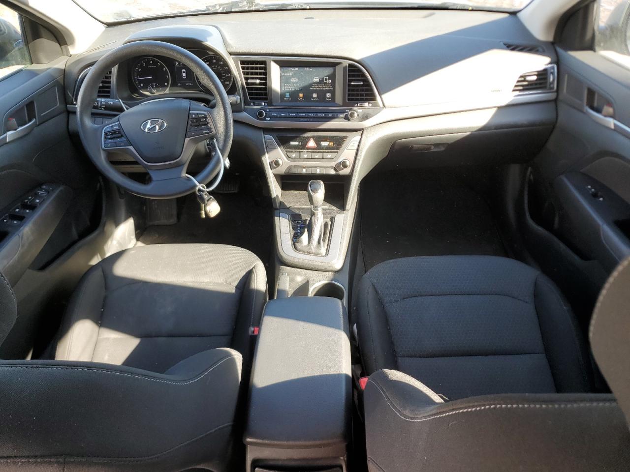 2018 Hyundai Elantra - Image 8