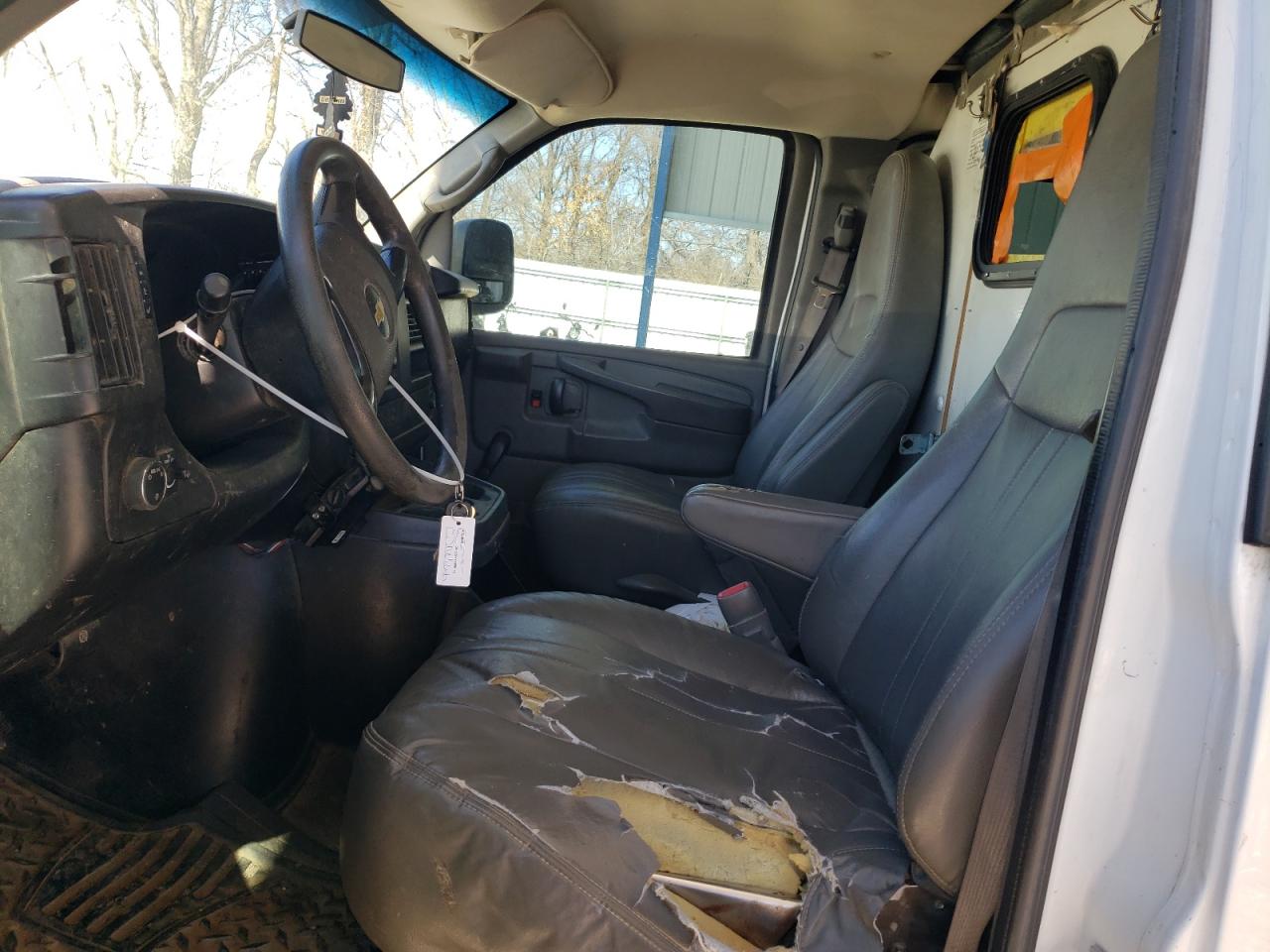 2013 Chevrolet Express - Image 7