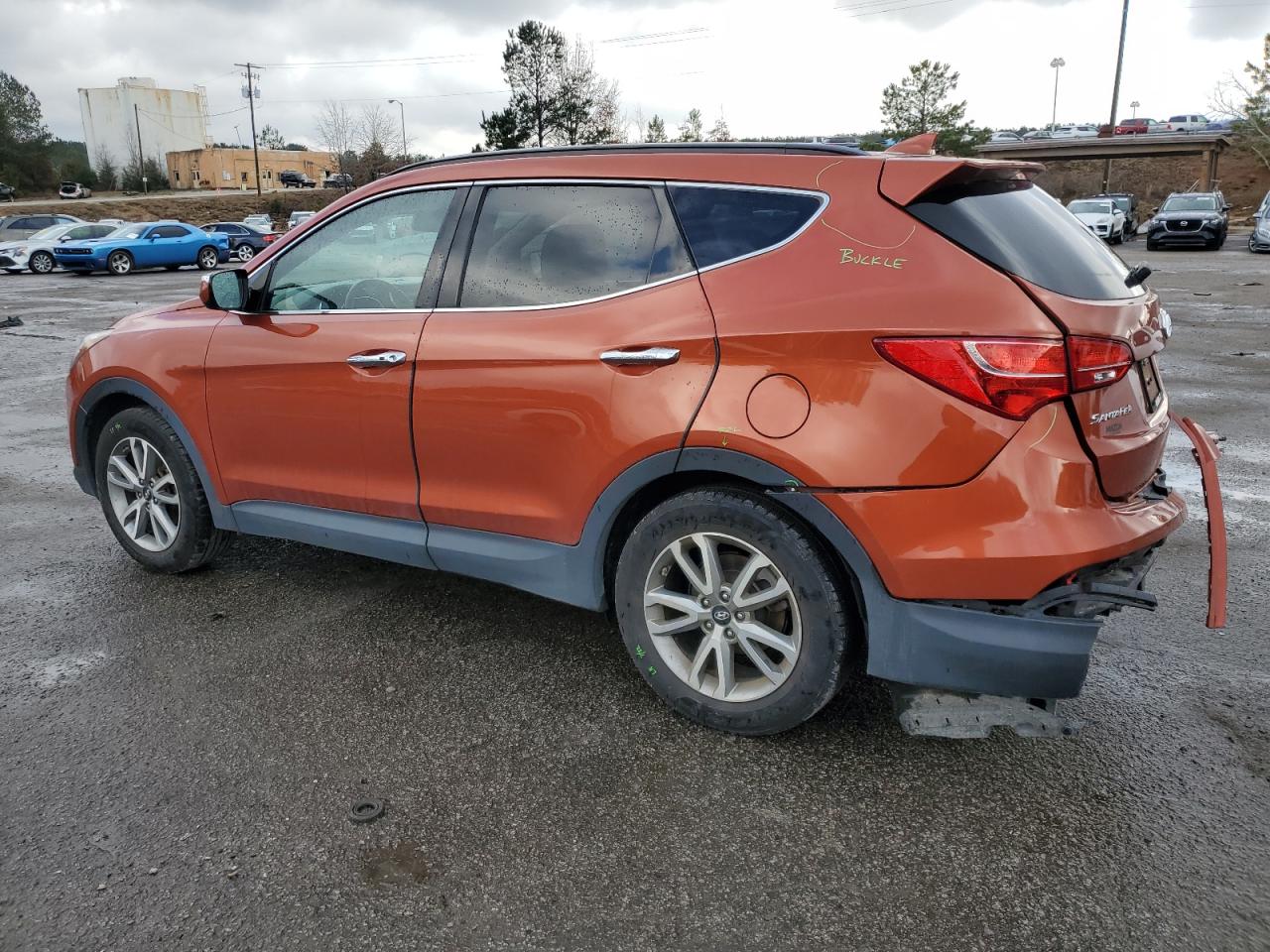 2016 Hyundai Santa Fe - Image 2
