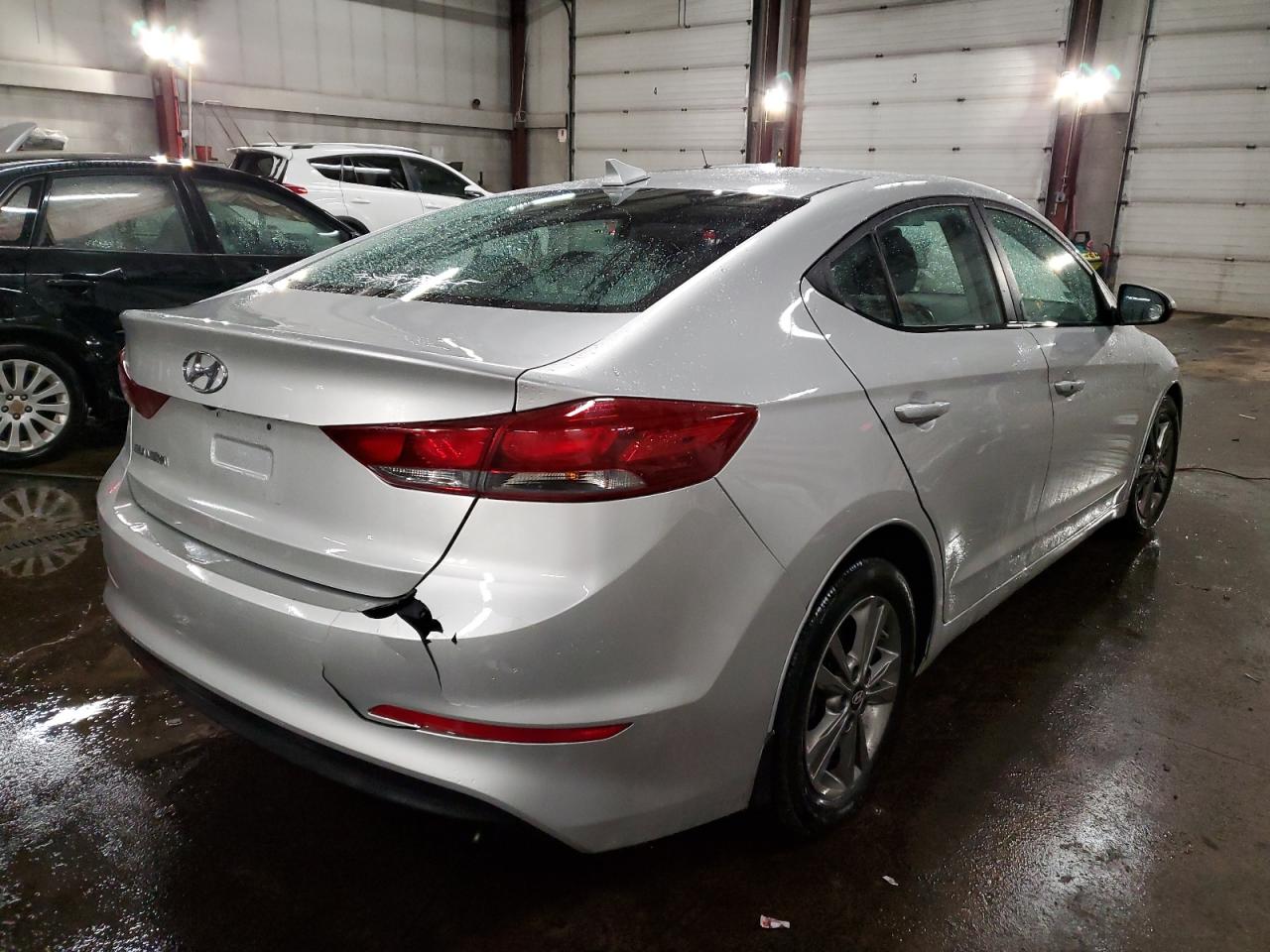 2018 Hyundai Elantra - Image 3