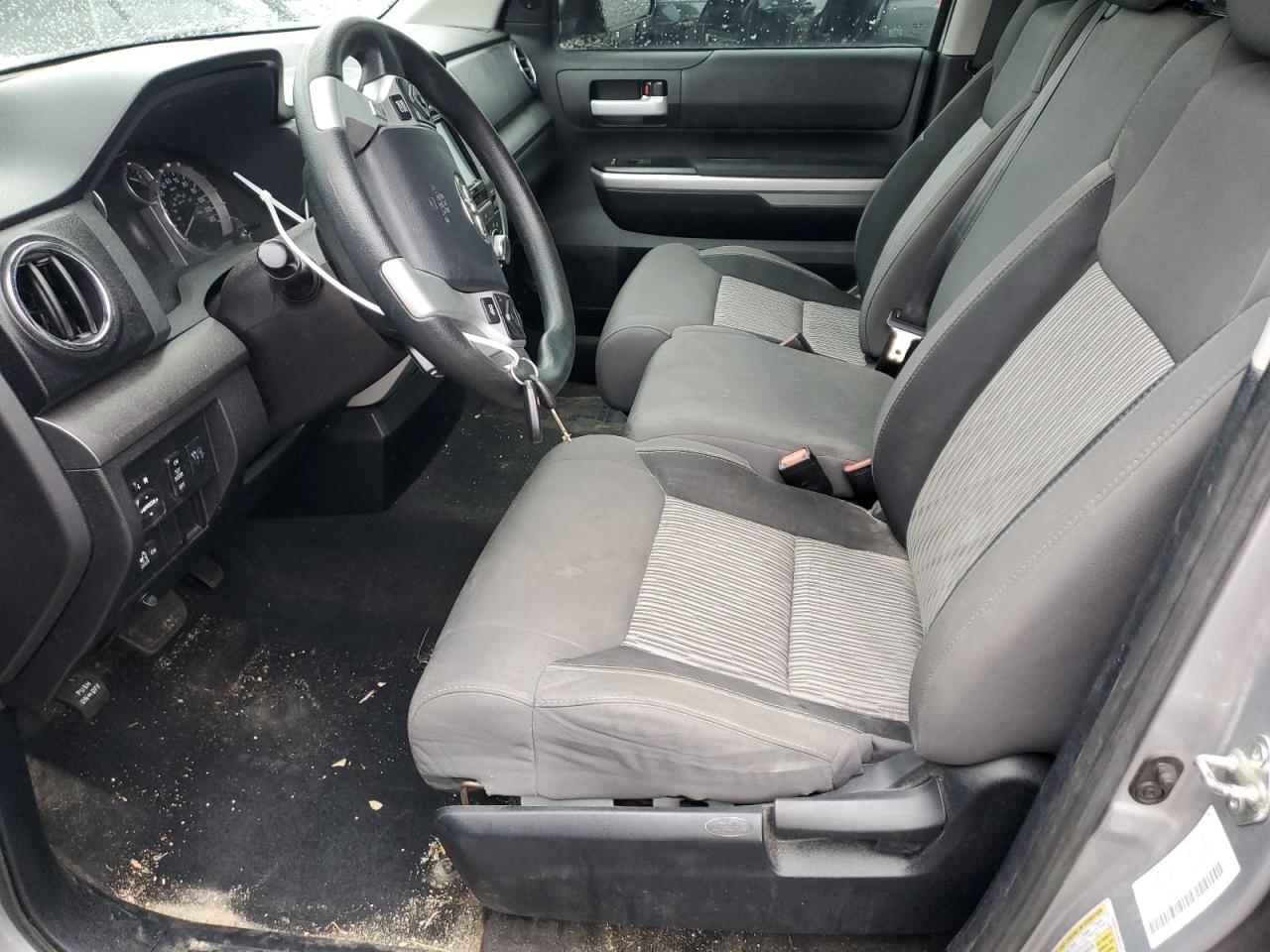 2015 Toyota Tundra - Image 7