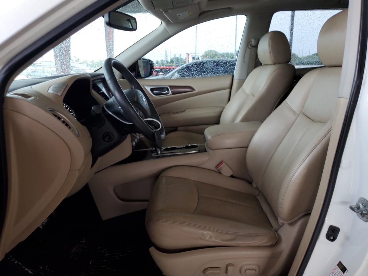 2018 Nissan Pathfinder S VIN: 5N1DR2MN1JC631828 Lot: 46715095