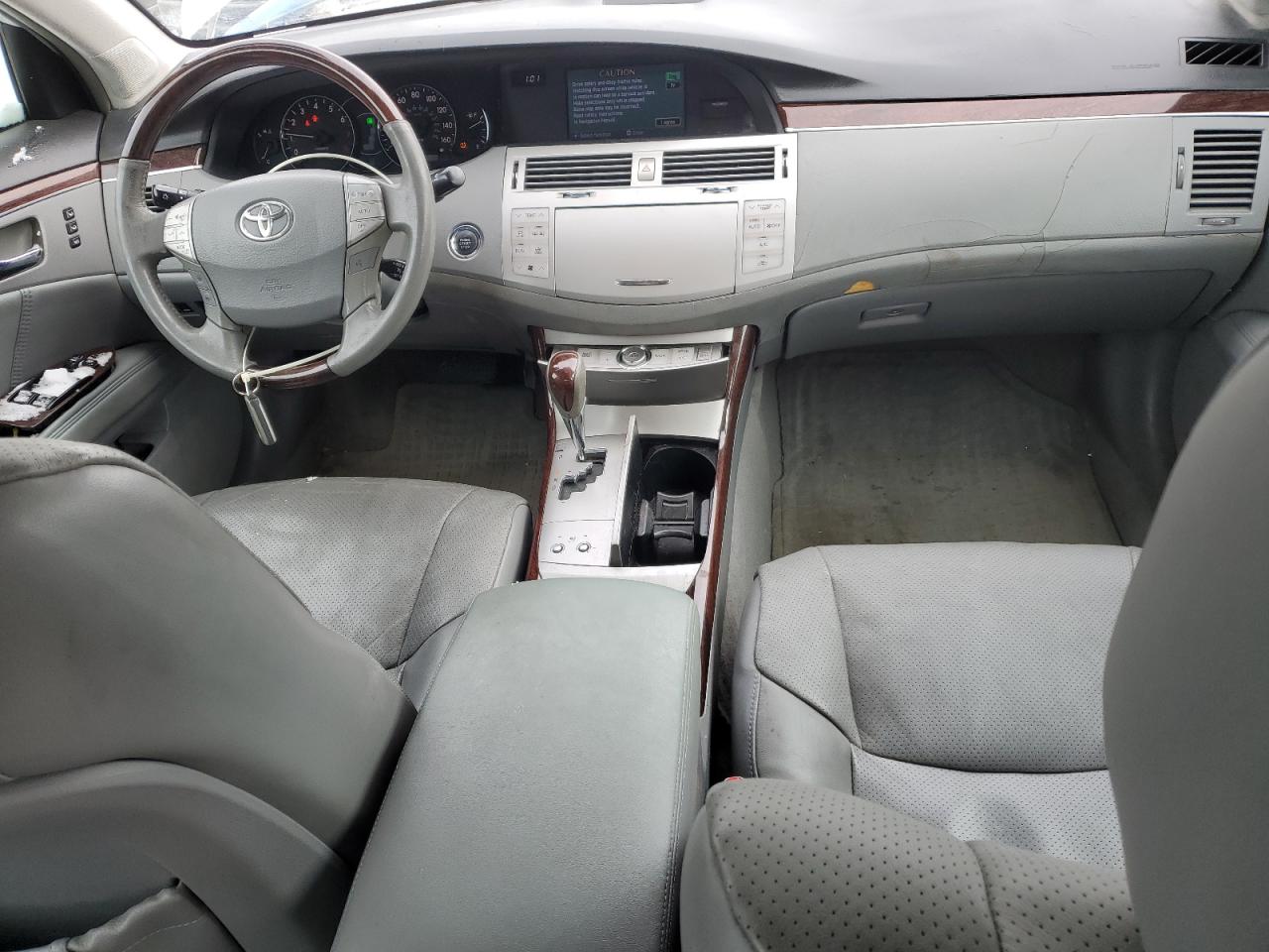 2008 Toyota Avalon - Image 8