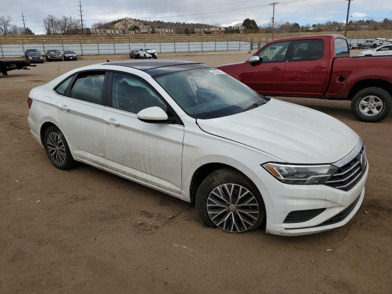 2020 Volkswagen Jetta - Image 4