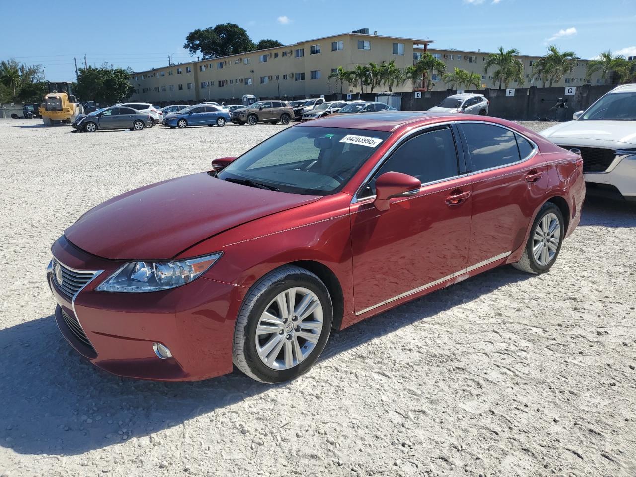 2015 Lexus ES - Image 1