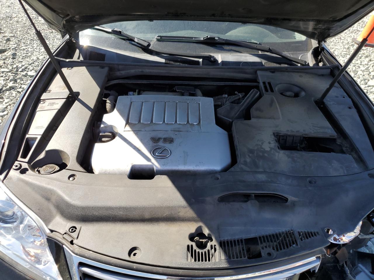 2010 Lexus ES - Image 11