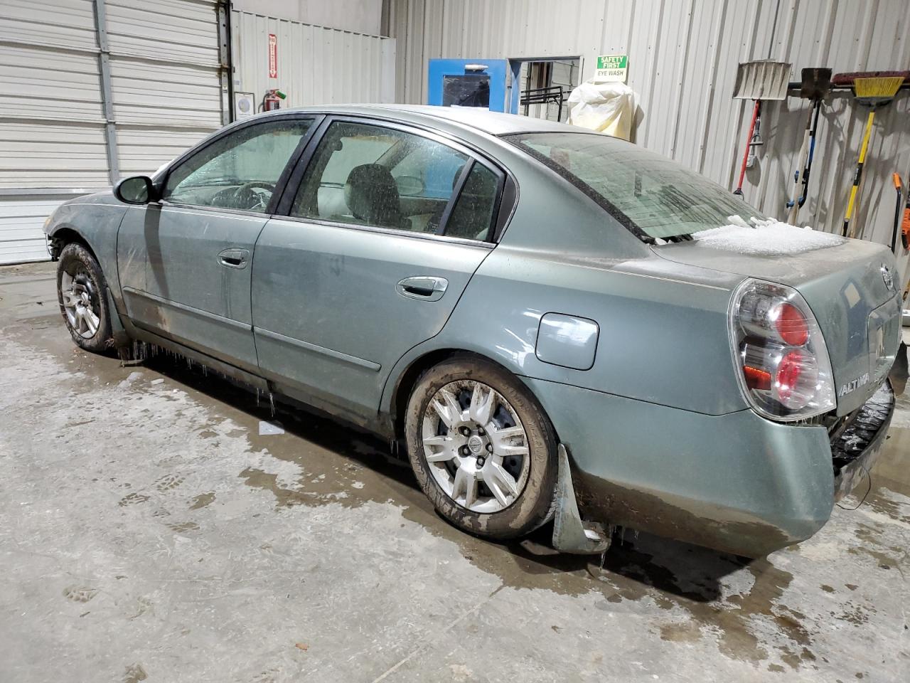 2006 Nissan Altima - Image 2