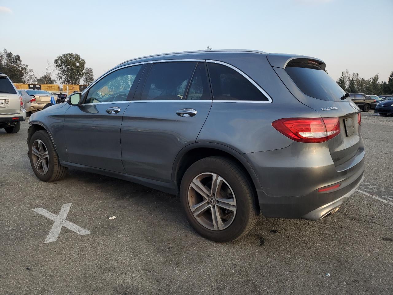 2017 Mercedes-Benz GLC - Image 2