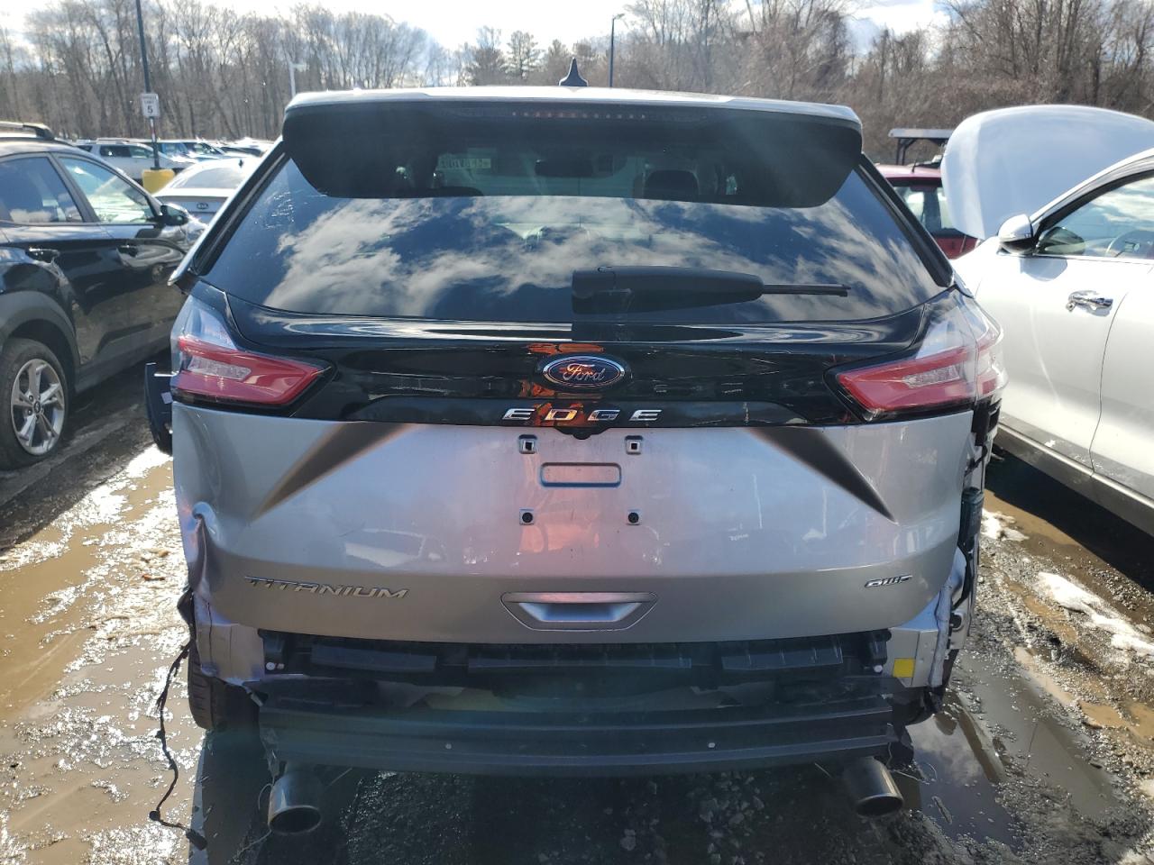 2023 Ford Edge - Image 6
