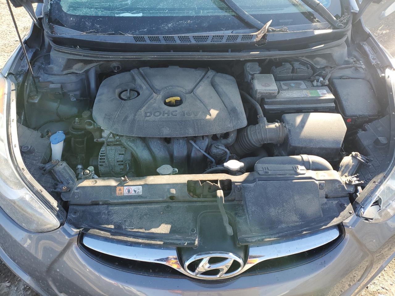 2013 Hyundai Elantra - Image 11