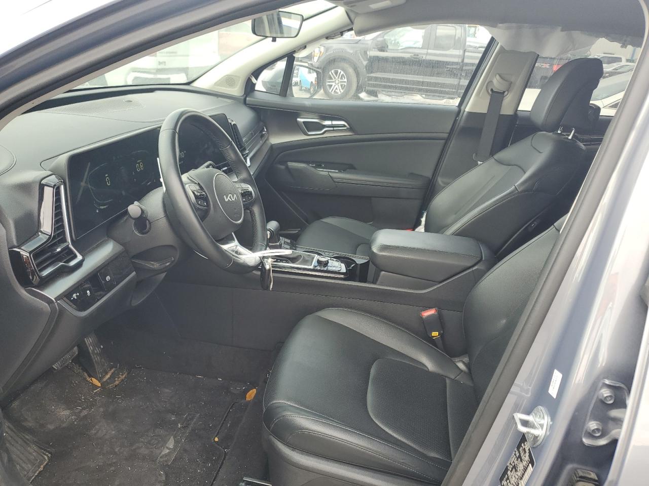 2023 Kia Sportage - Image 7