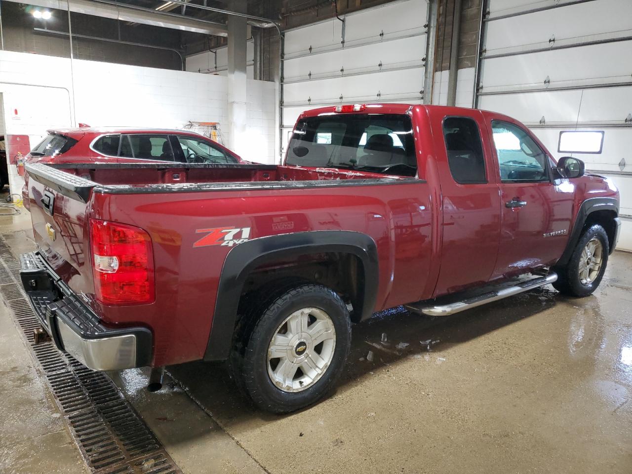 2013 Chevrolet Silverado - Image 3