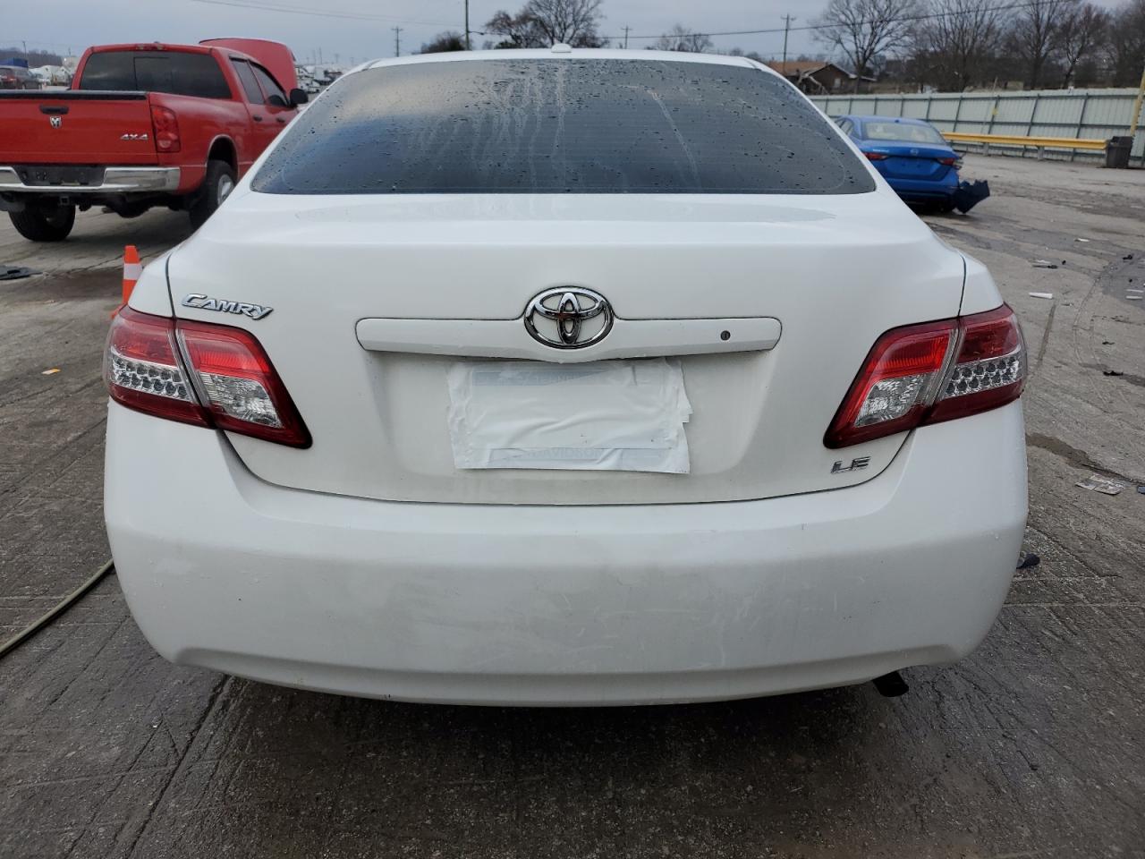 2011 Toyota Camry - Image 6